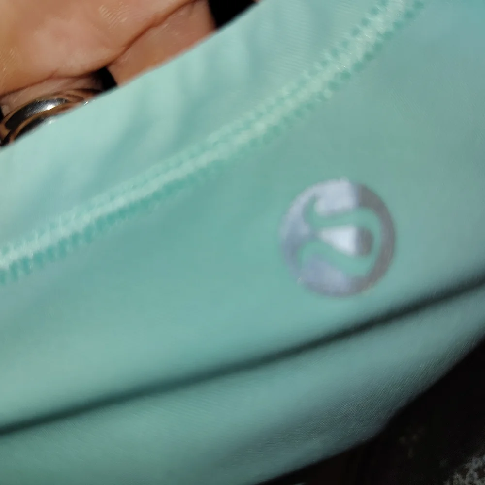 Lululemon Mint‎ Green Sleeveless Athletic Tank